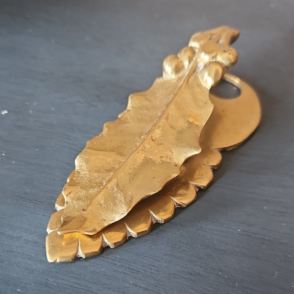 VA Metalcrafters 7-21 Holly Leaf Clip Ca 1950
